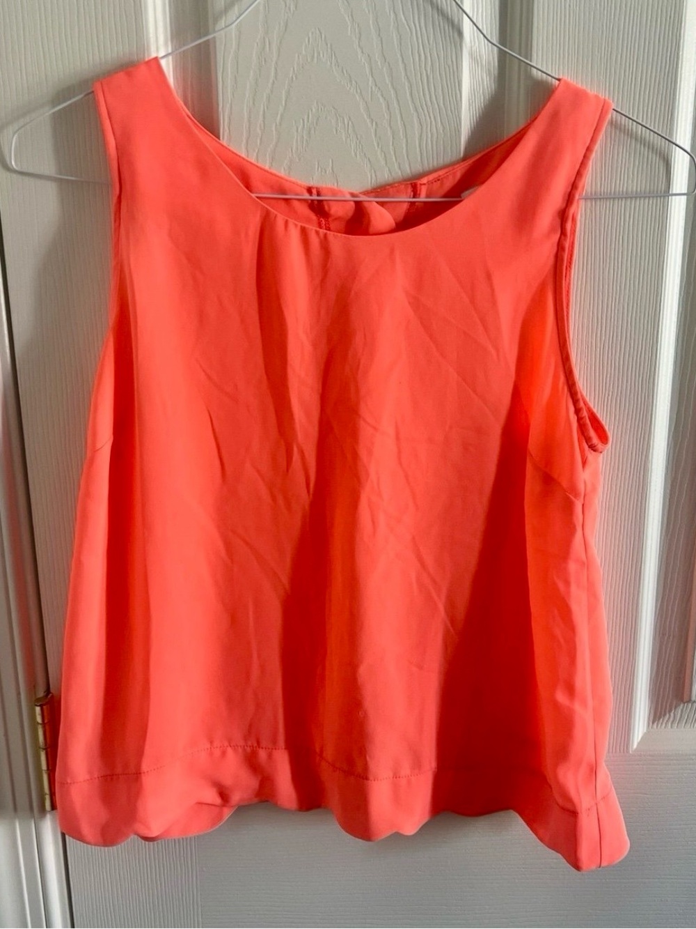 Charming Charlie Coral Scoop Neck Sleeveless Tank